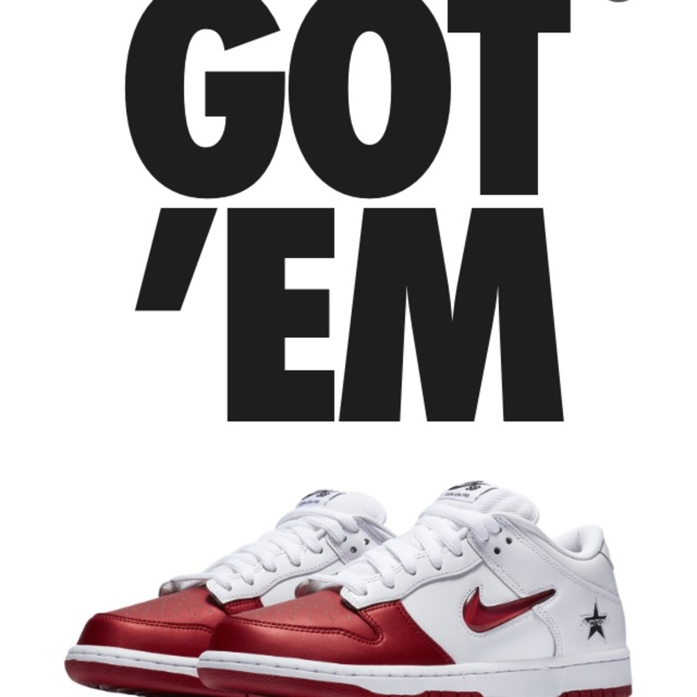Nike/Supreme SB Dunk Low OG Skate Shoe